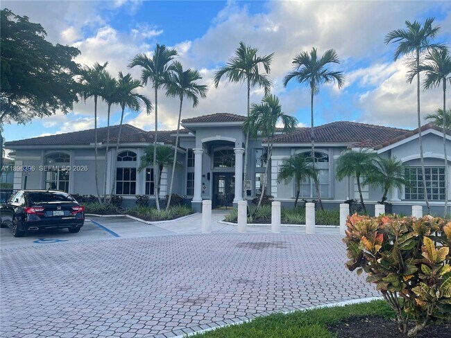 Photo - 9645 NW 1st Ct Unit 1-305