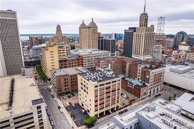 Photo - 210 Ellicott St Unidad 501