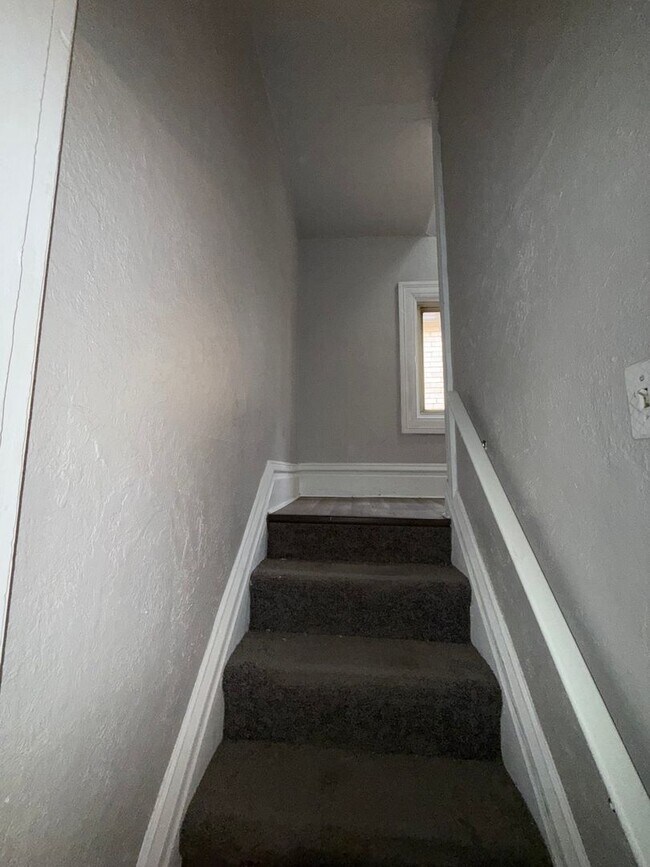 Photo - 826 Collins St Unit 3