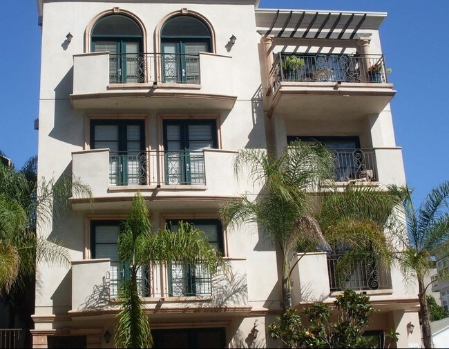 Photo - 11749 Goshen Ave