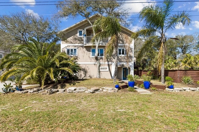 Building Photo - Steps to the Ocean! 3/3, 2198sq', Ocean View, Furnished