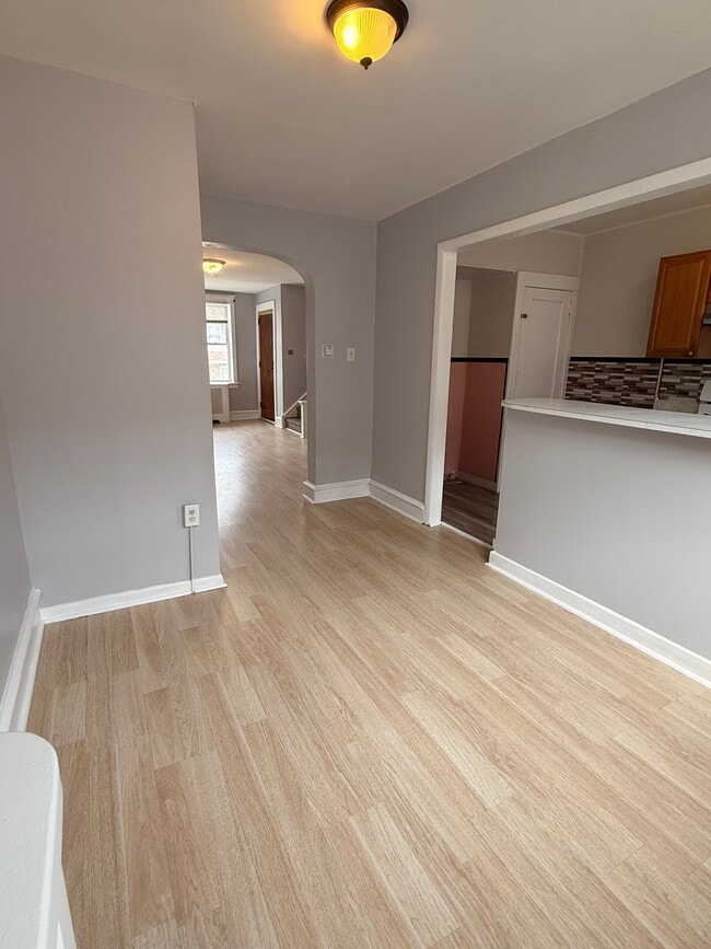 Photo - 1431 Lardner St