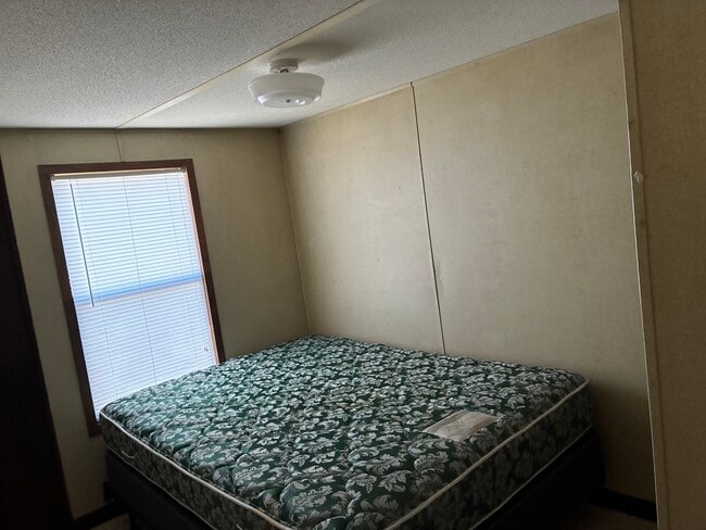 Photo - 30 Upper Price Ln