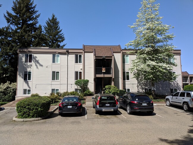 Charming 2 Bed 1.5 Bath Condo Near Microsoft - Charming 2 Bed 1.5 Bath Condo Near Microsoft