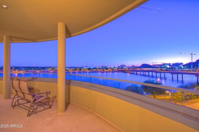 Building Photo - 945 E Playa Del Norte Dr Unit 3013