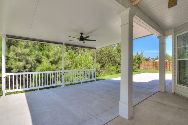 Photo - 705 Perth Ct