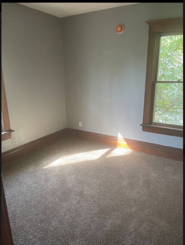 1011 Logan Ave