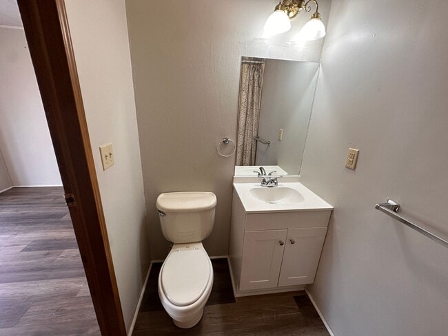 Photo - Awesome 2/2 Trailer in Westlake for rent!