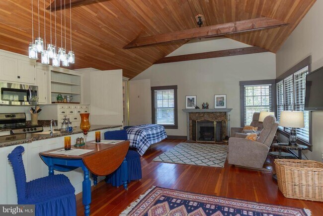 Photo - 1312 John Rissler Rd