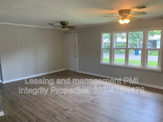 Photo - 300 Downing St