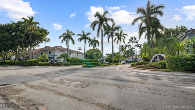 3636 San Simeon Cir