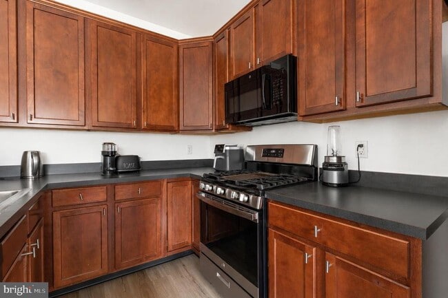 Photo - 124 Burnet Crescent