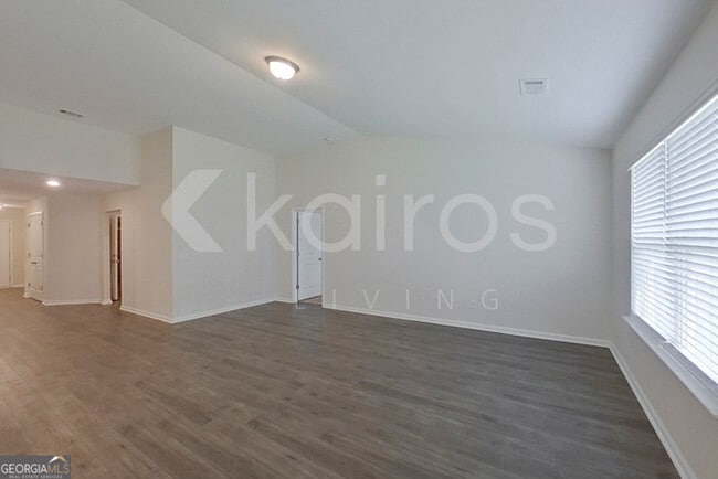 Photo - 103 St Phillip Wy