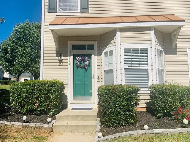 Photo - 2201 Raven Rd