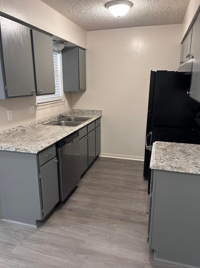 Photo - 1212 S Rogers Rd Casa