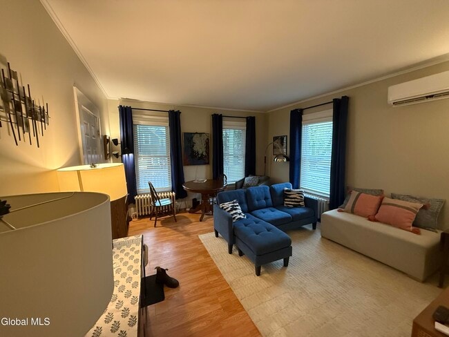 Photo - 59 Van Dam St Unit 1