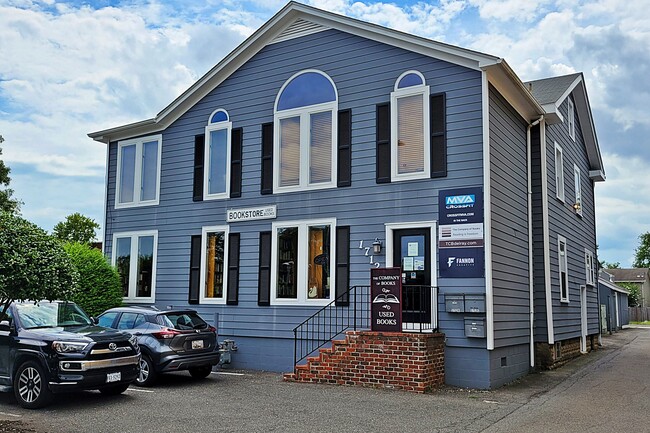 Photo - 1712 Mount Vernon Ave Unit D