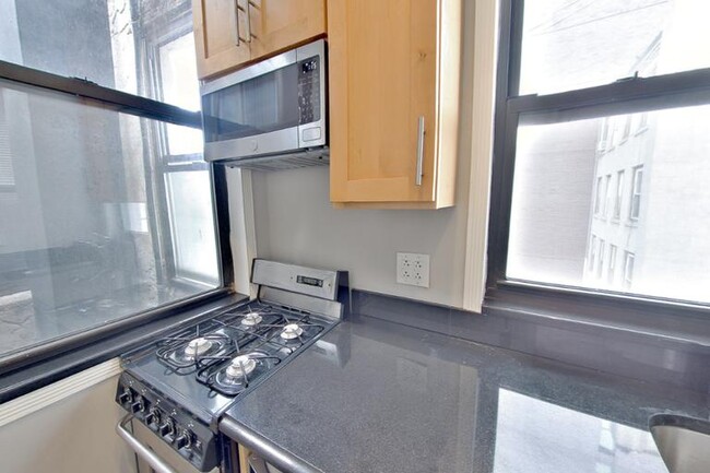 Photo - 179 Essex St Apartment Unit 5