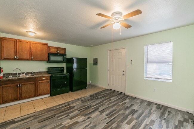 Photo - ALL BILLS PAID spacious 1-1 Unit B