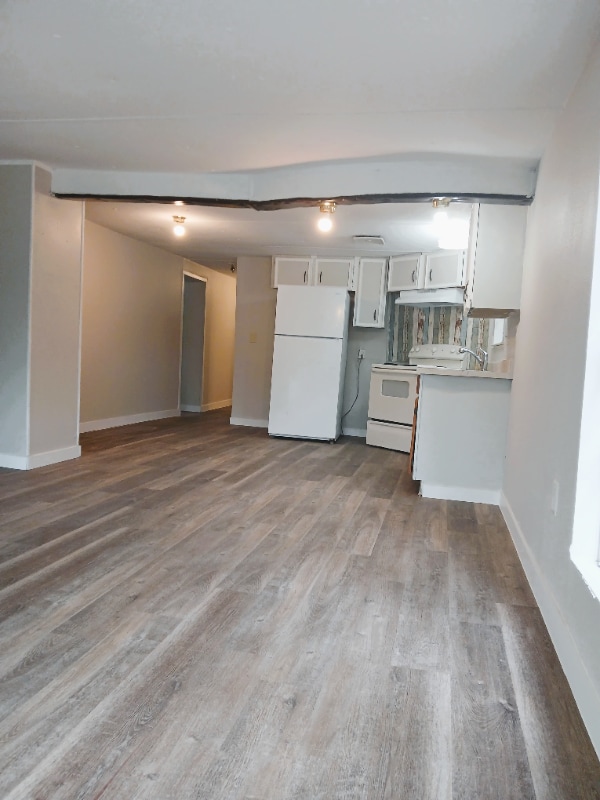 Building Photo - 109 Harmons Way Rental
