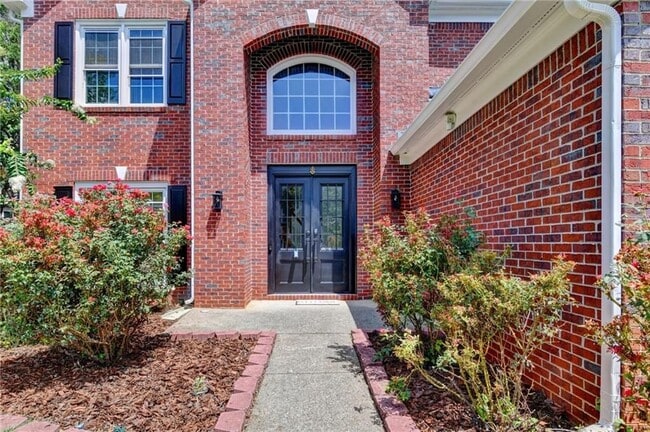 Photo - 2835 Crestmont Ct