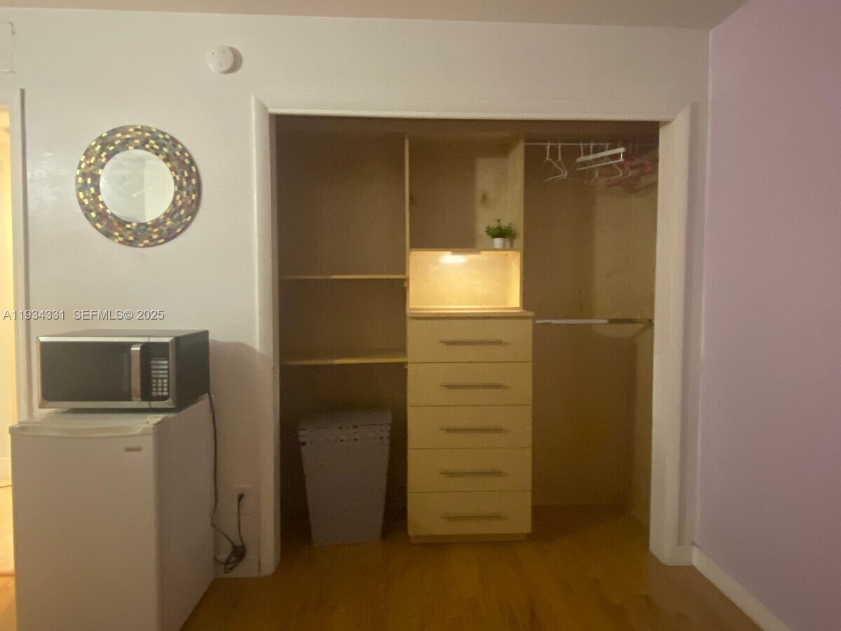 Photo - 19001 NE 14th Ave Unit 325