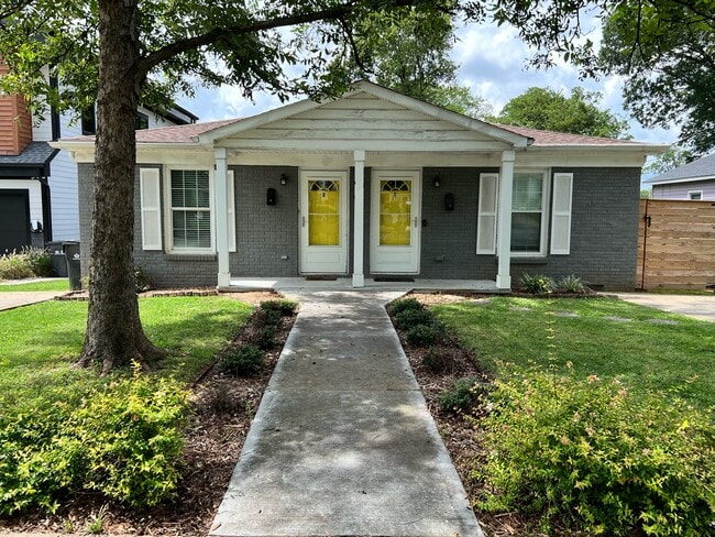 Photo - 1013 Allen St Unit 2