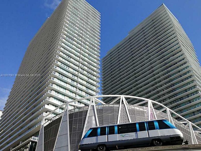 Photo - 79 SW 12th St Condo Unit 3409-S