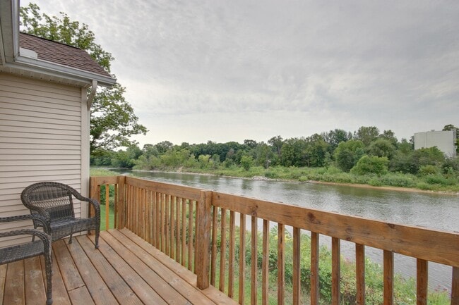 Photo - Swede Hill Apartments