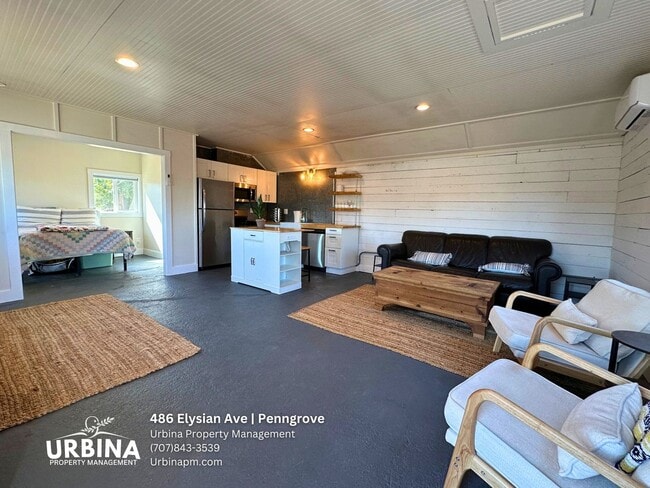 Photo - 486 Elysian Ave