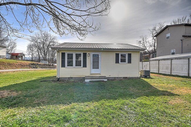 Photo - 214 Taylor Ave