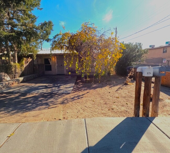 Building Photo - 1496 California Unit 2