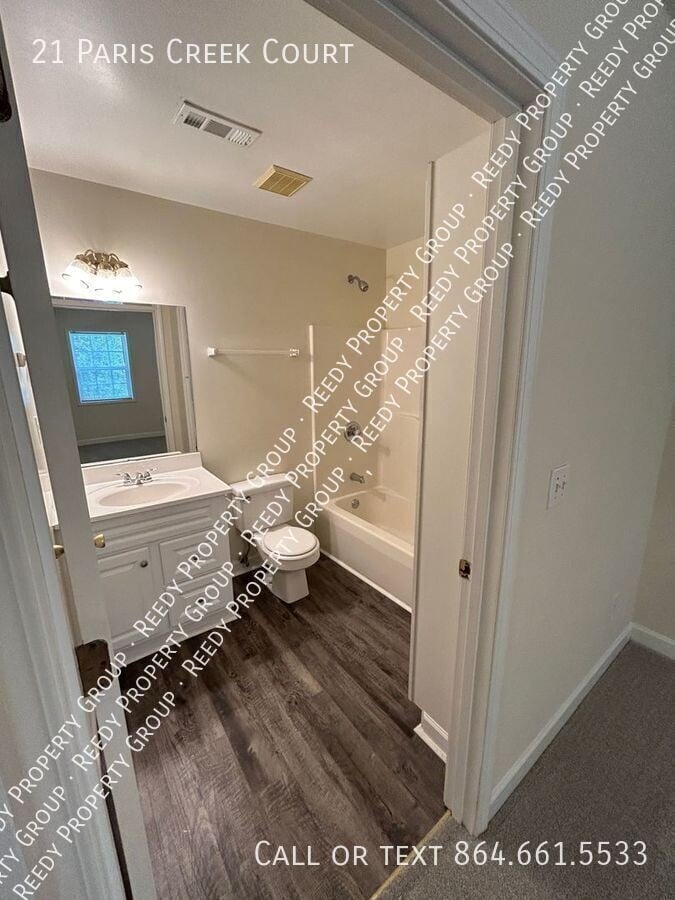 2 Bed / 2 Bath near Paris Mountain and Dow... Apartment Greenville