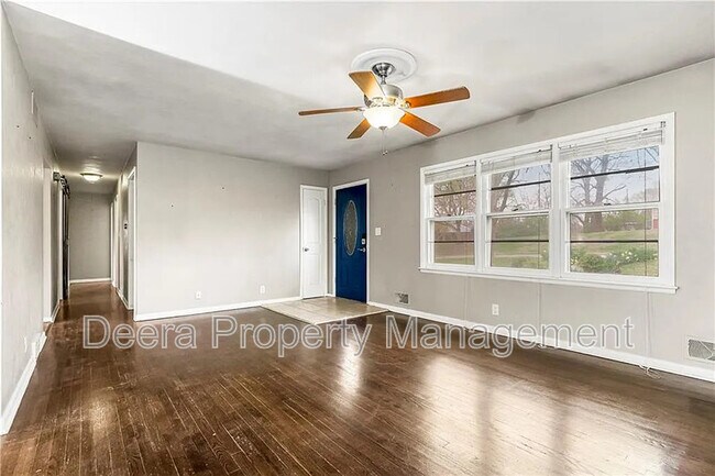 Photo - 1305 Craig Dr