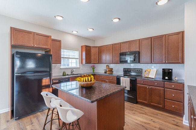 3HAB, 4BA - 2300SF - Cocina