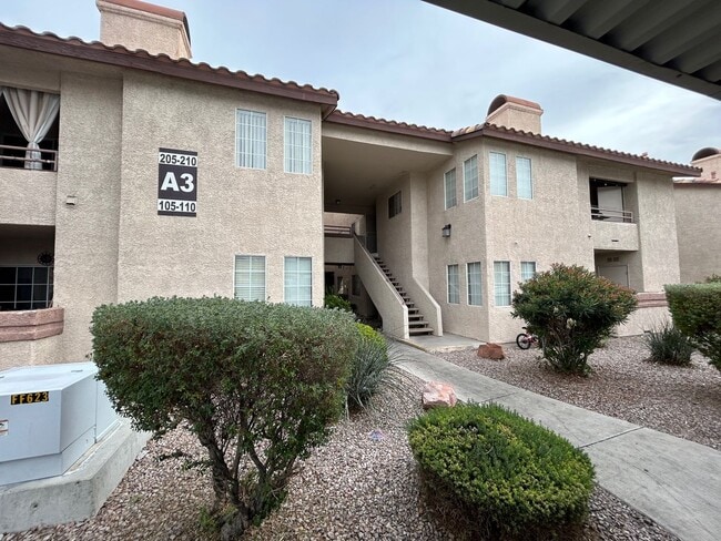 Building Photo - BRIGHT 2-BEDROOM CONDO IN CENTRAL LAS VEGAS