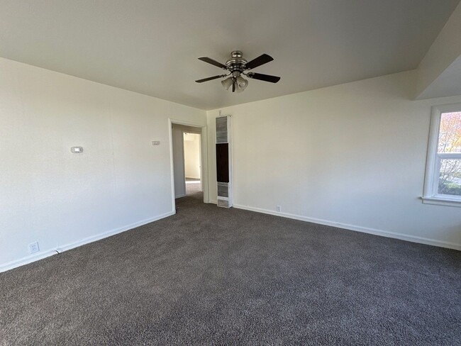 Photo - 2314 Vine Ave