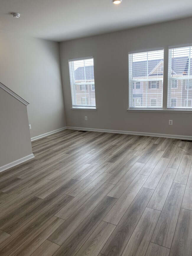 Photo - 1344 Cedar Vly Rd