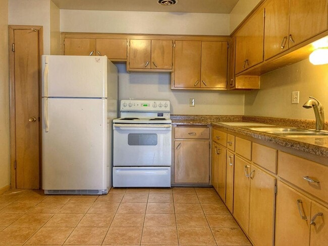 Photo - 7711 W Hampton Ave