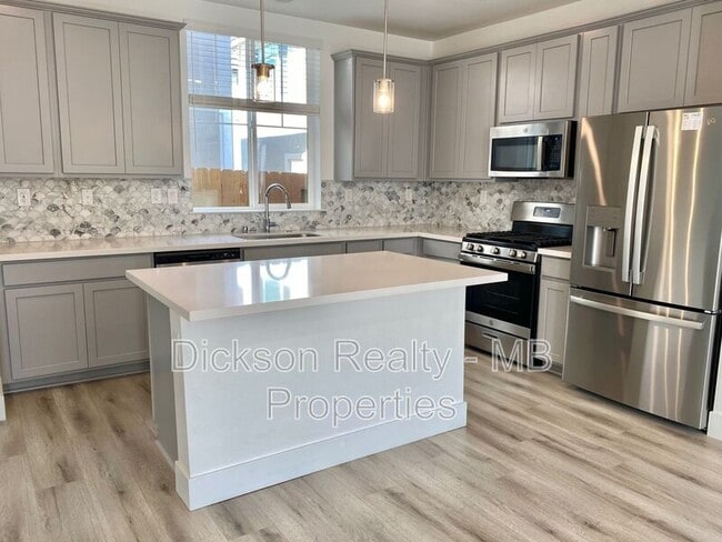 418 Prosecco Wy
