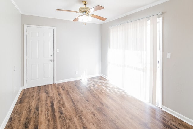 Photo - 124 Jean Wells Dr