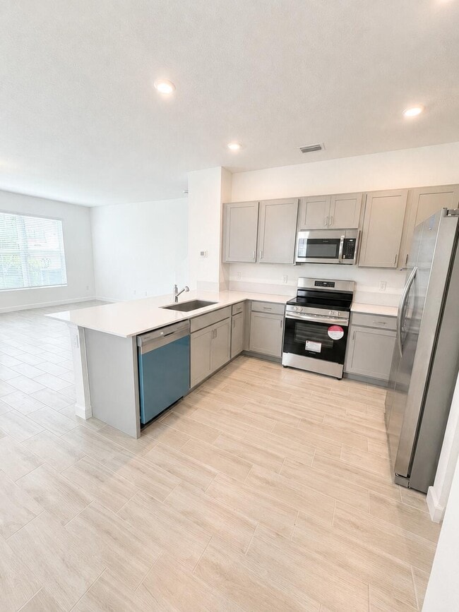 4345 Pond Lily Ln