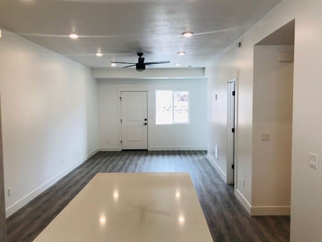 134 S Orchard Dr