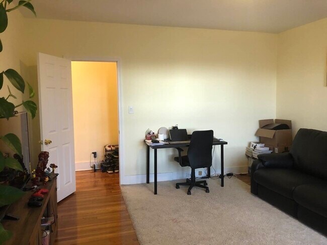 Photo - 97 Chester St Unidad #C2