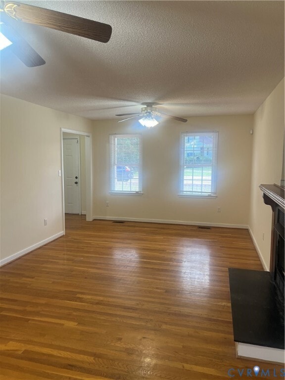 Photo - 4508 Wood Ln