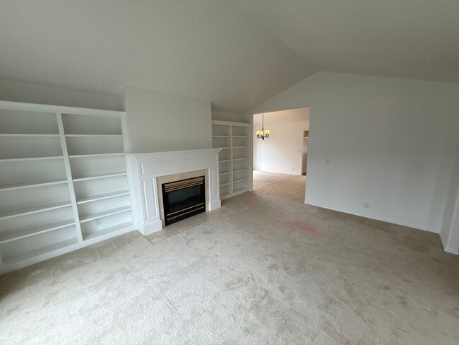 Photo - 191 McLaughlin Dr