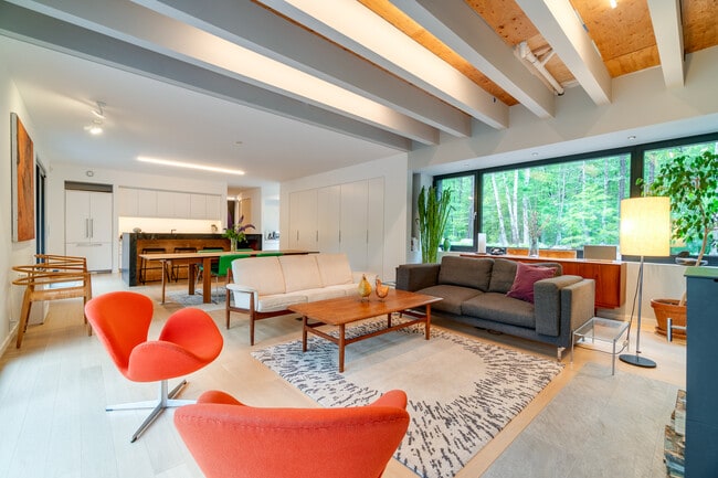 Photo - 40 Russells Hill Rd