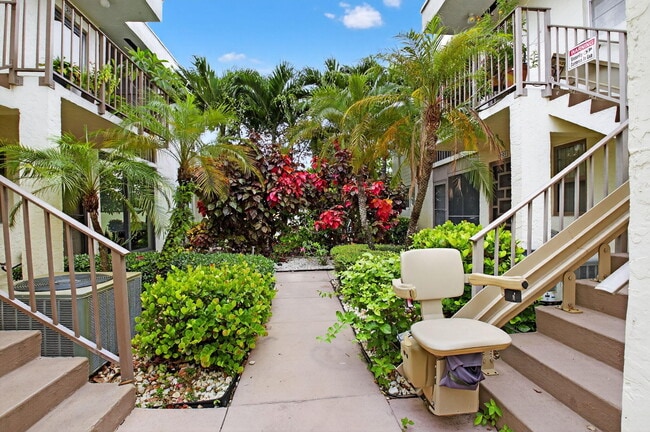 Photo - 14905 Wedgefield Dr Unit 201