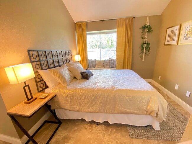 Photo - 20538 Blue Beech Dr