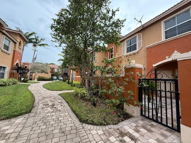 2728 SW 120th Terrace
